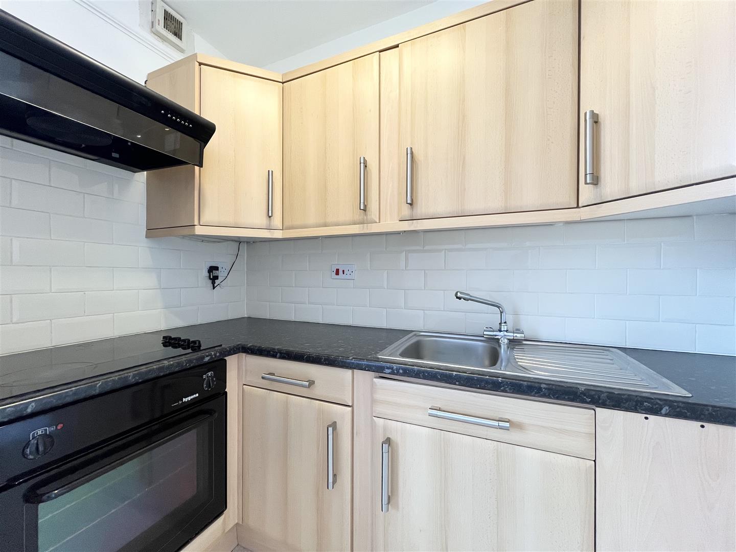 Ulalia Road photo - 3